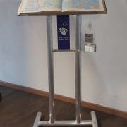 Katheder met desinfectie plateau